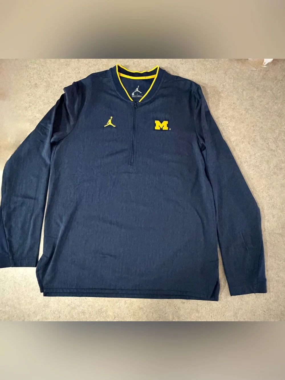 Jordan University of Michigan 1/4 zip Pullover Jacket. Size M. Good condition.